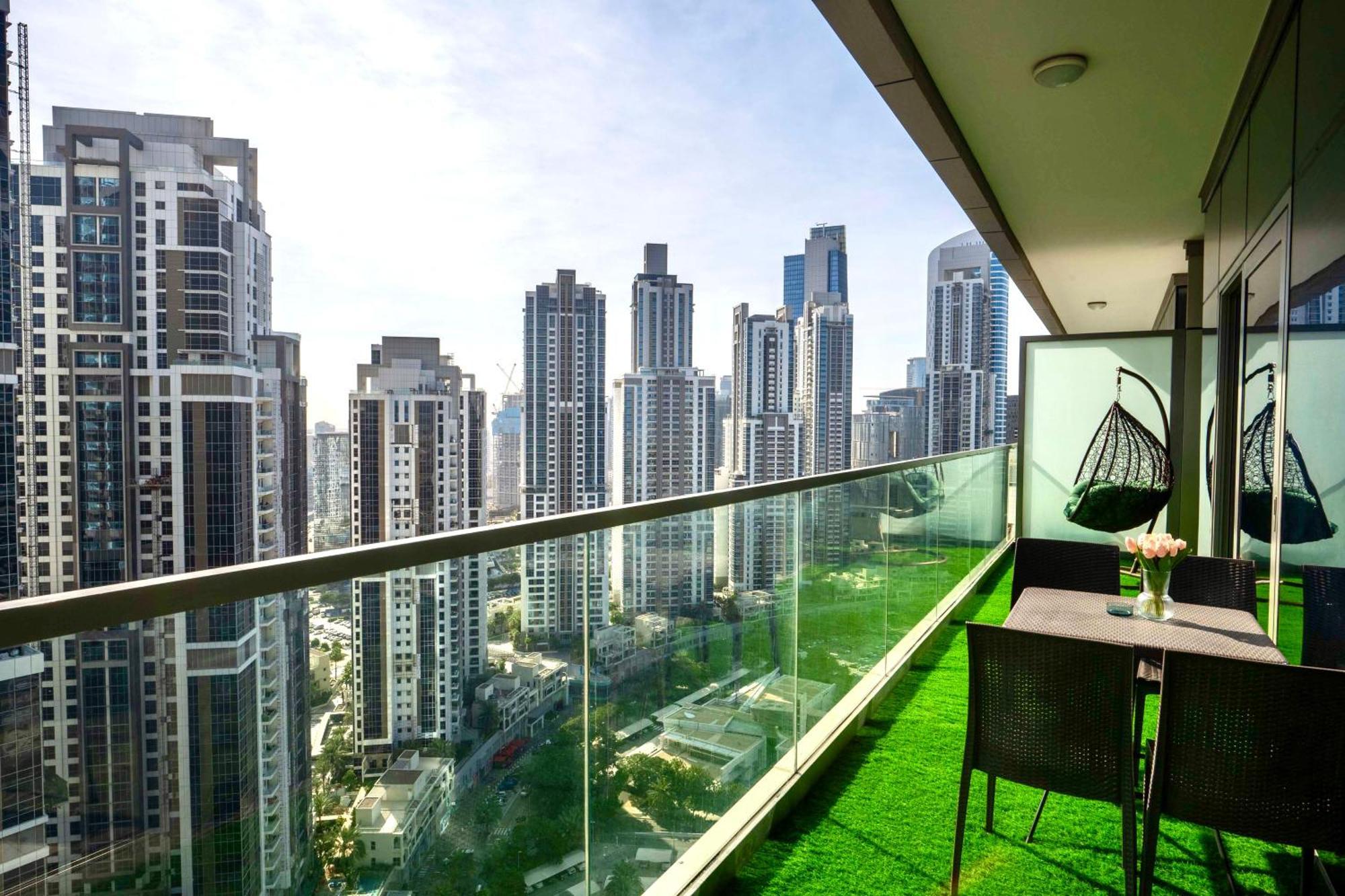 Burj Khalifa Views 2Br With Infinity Pool Downtown Lejlighed Dubai Eksteriør billede
