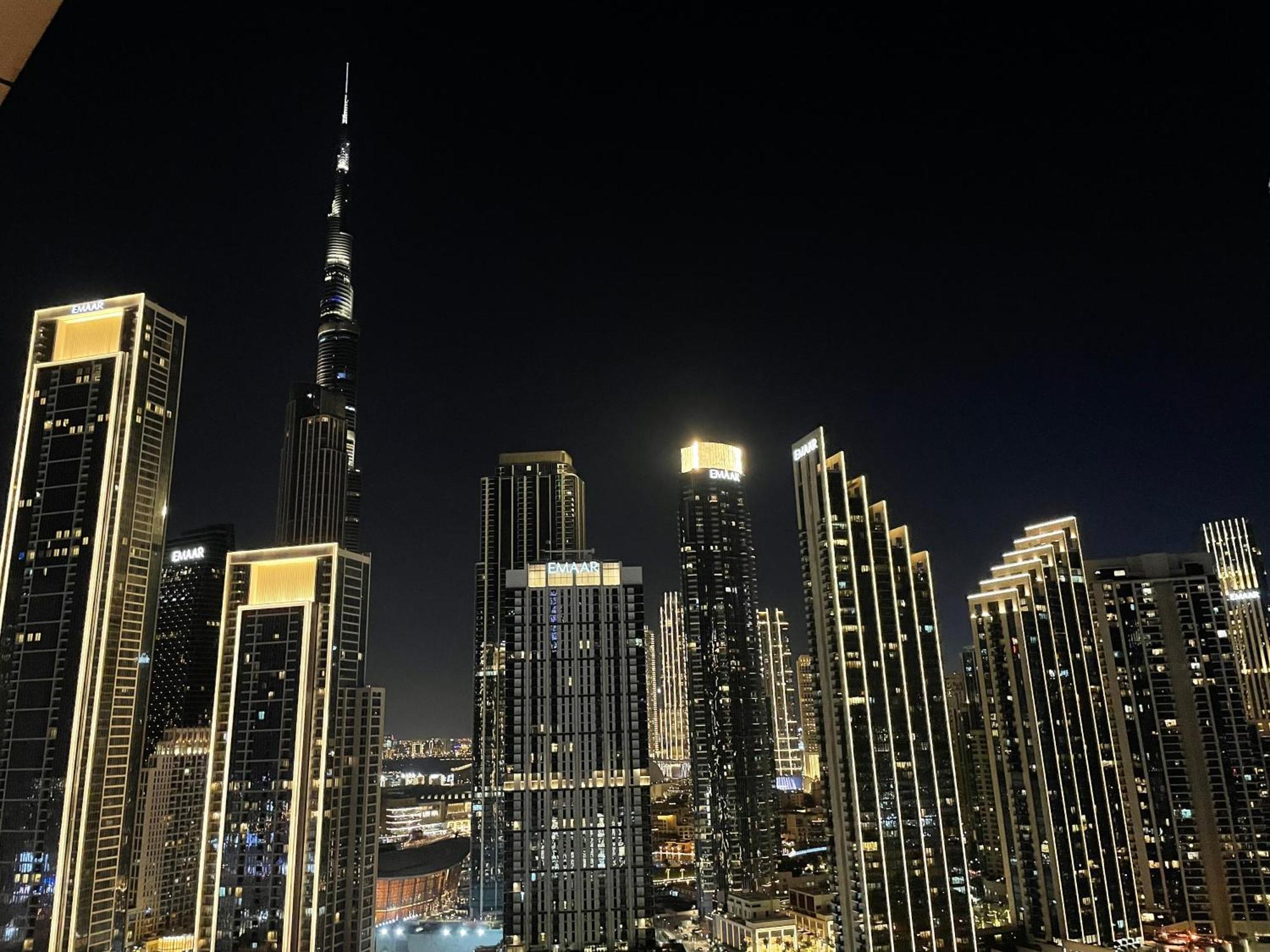 Burj Khalifa Views 2Br With Infinity Pool Downtown Lejlighed Dubai Eksteriør billede