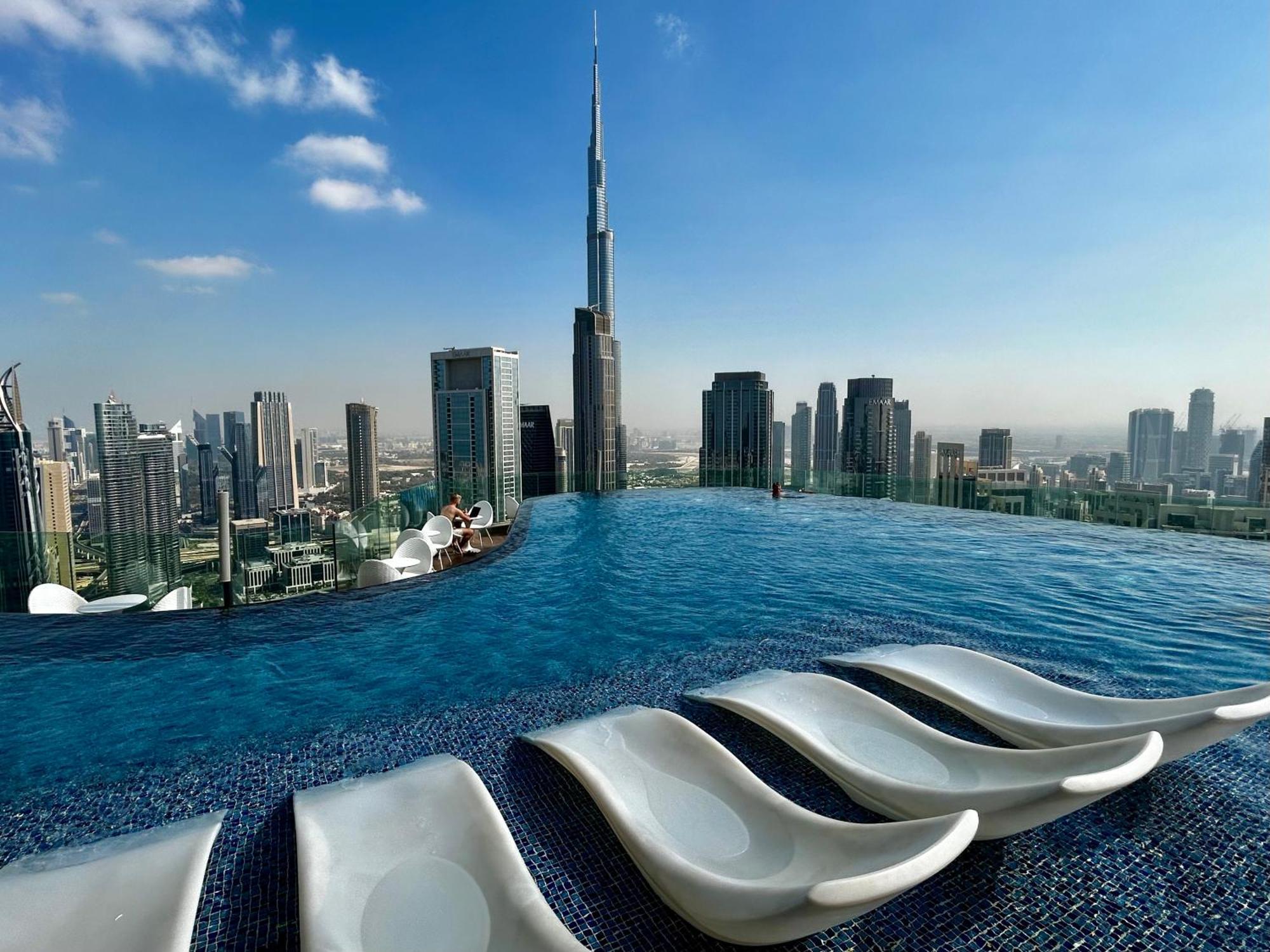 Burj Khalifa Views 2Br With Infinity Pool Downtown Lejlighed Dubai Eksteriør billede